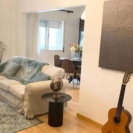 Charming 3 Bedroom In The Centre Of Apartmán Faro
